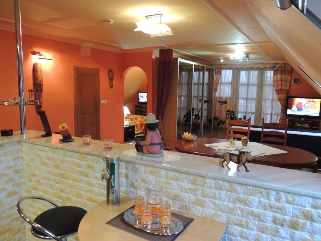 Bajor Panzio Buek-Buekfuerdo, Adults Friendly 12 Plus Rum bild