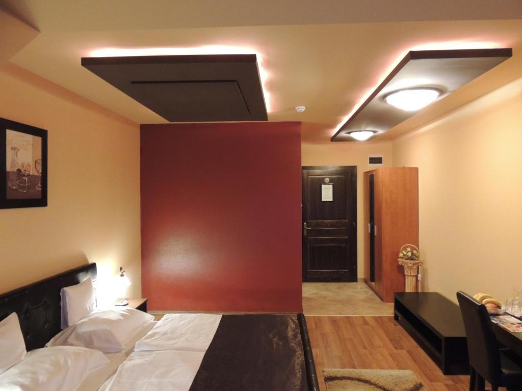 Bajor Panzio Buek-Buekfuerdo, Adults Friendly 12 Plus Rum bild
