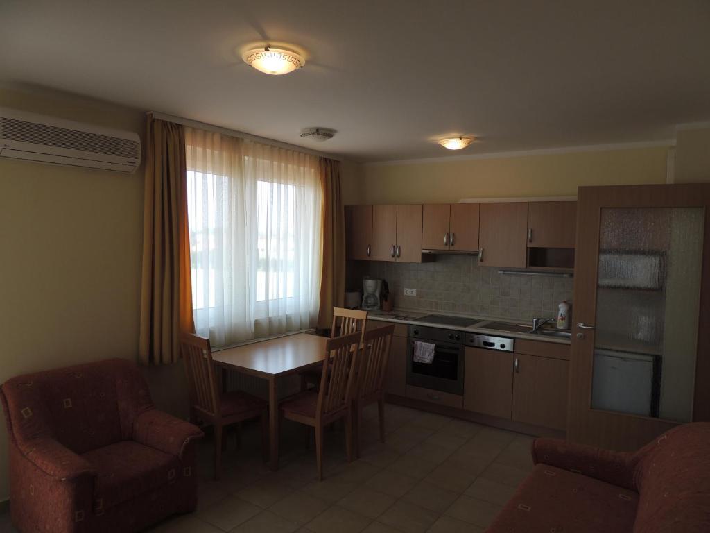 Bajor Panzio Buek-Buekfuerdo, Adults Friendly 12 Plus Rum bild